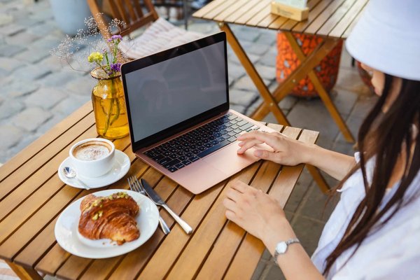Création de site internet à Avignon : les tendances et les bonnes pratiques actuelles